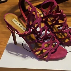 Steve Madden Fuchsia Strappy Heels